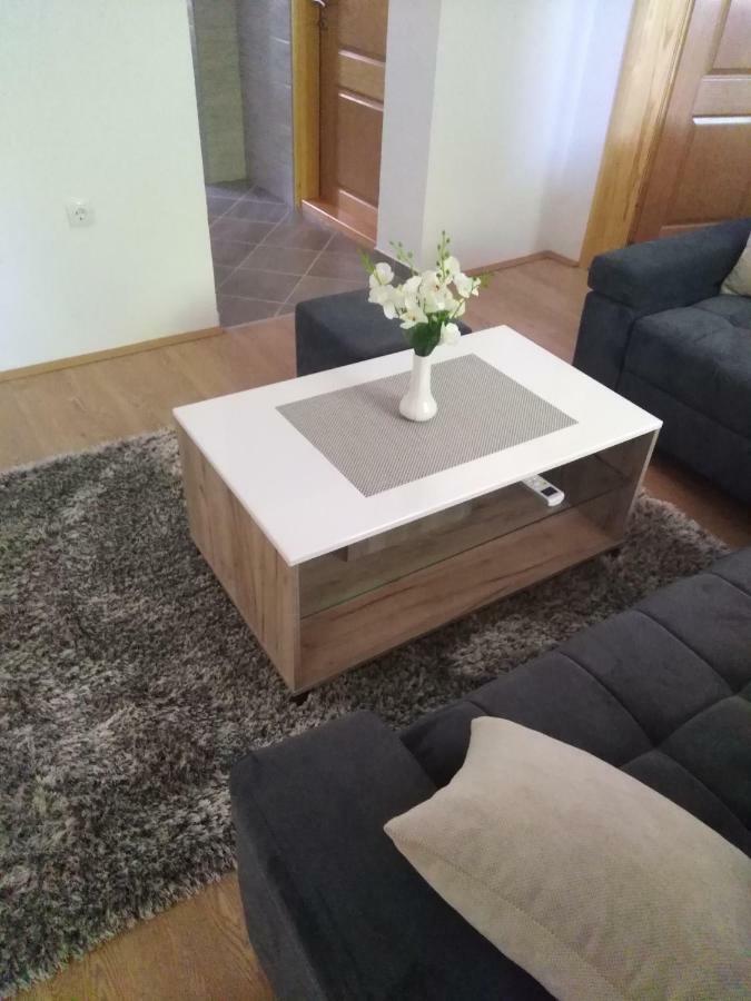 Apartman Milos トレビニエ エクステリア 写真